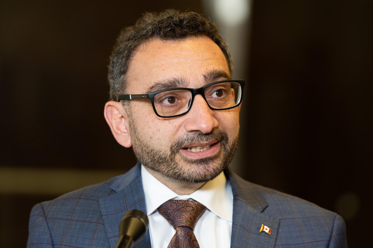 New Bill Requires Airlines to Address Passenger Complaints Within 30 Days: Transport Minister