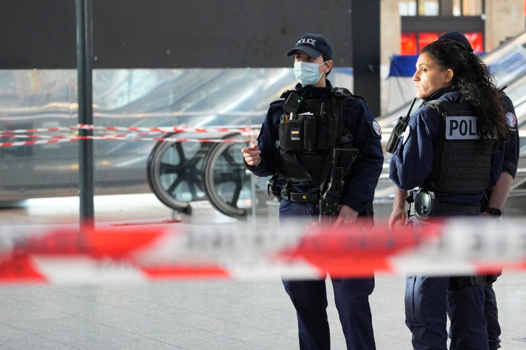 Paris Station Stabbings: Probe Opened for Attempted Murders