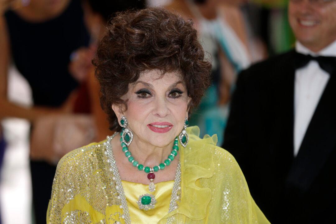 Italian Film Legend Gina Lollobrigida Dies at Age 95