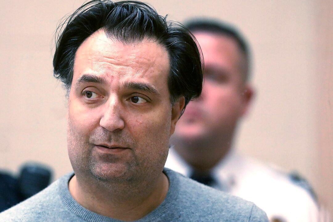 Brian Walshe Googled Ways to Dispose of Body and ‘Best Tool to Dismember,’ Prosecutor Says