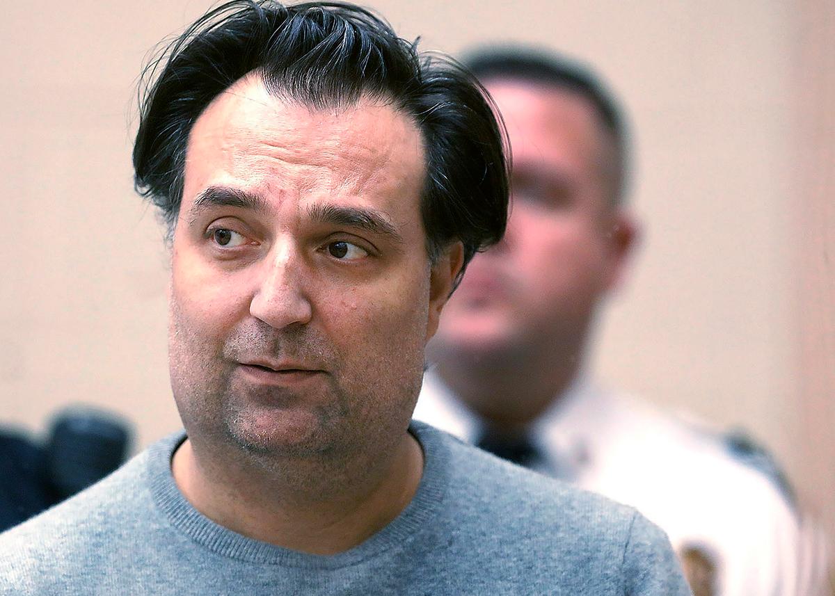 Brian Walshe Googled Ways to Dispose of Body and ‘Best Tool to Dismember,’ Prosecutor Says