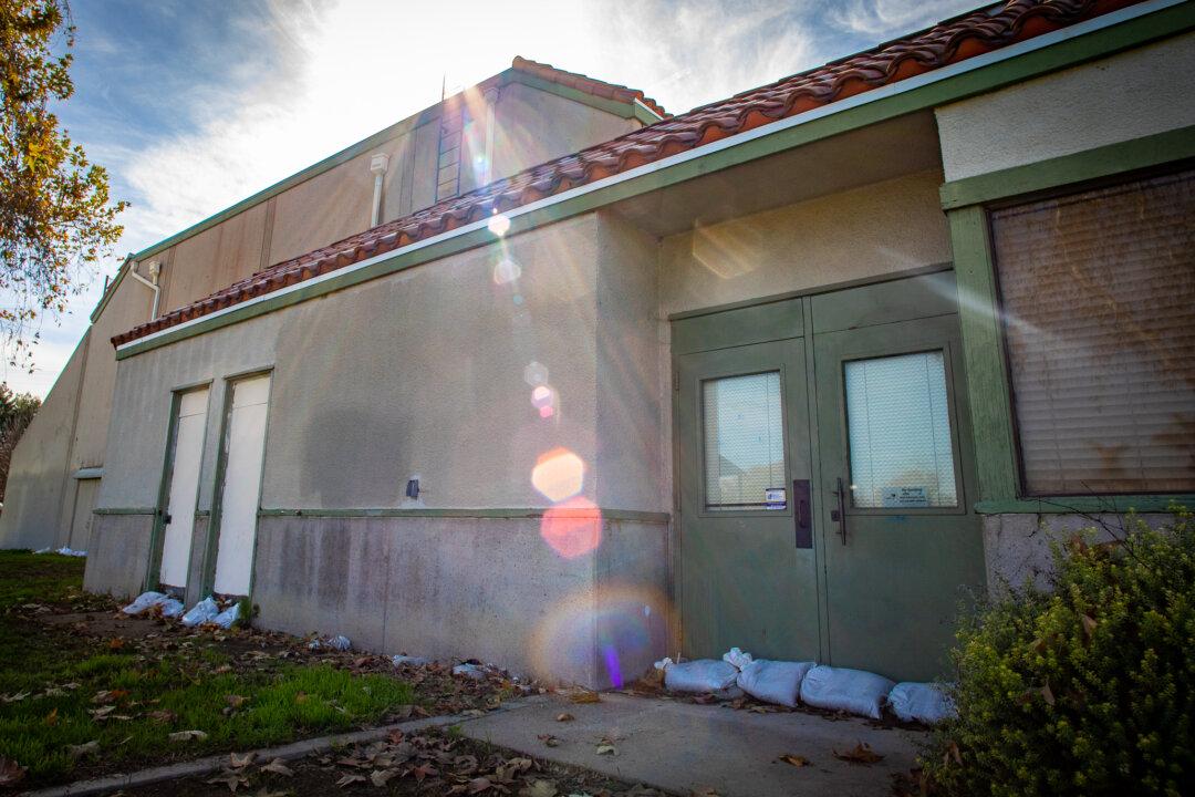 Orange County Supervisors Approve Cold Weather Shelter in Fullerton