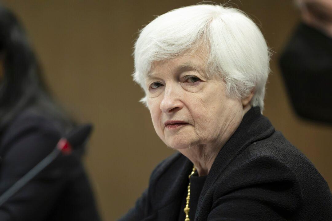 Biden Admin Plans to Borrow Another $1.2 Trillion Amid Debt Ceiling Standoff