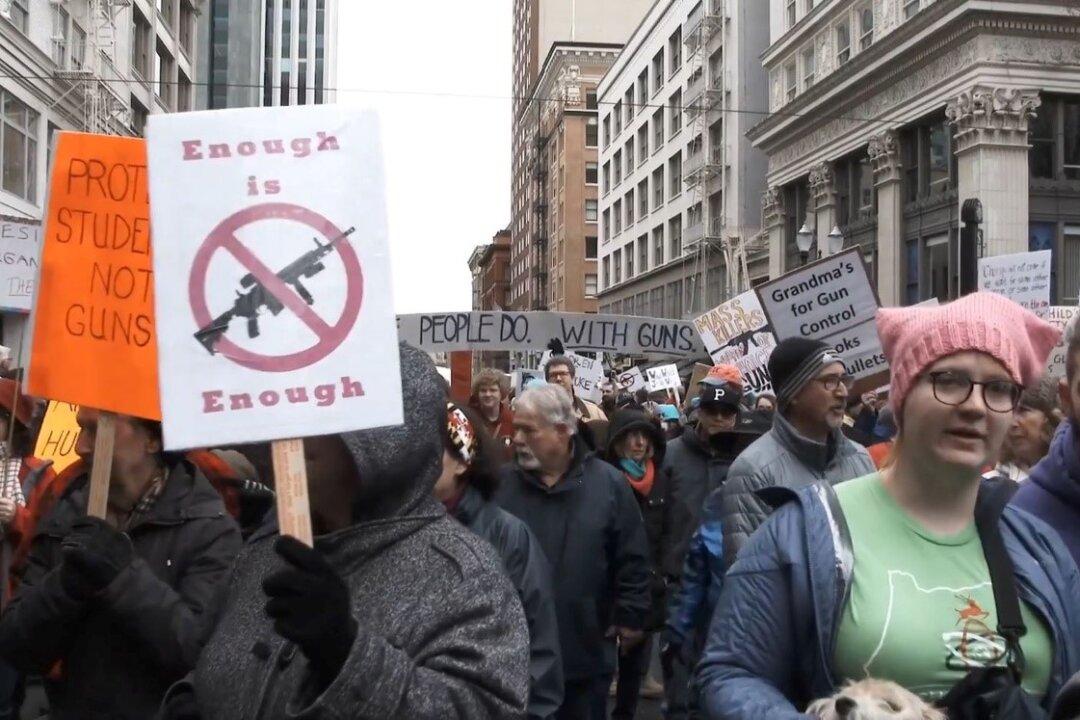 Pro-Gun Rights Economist Disinvited From Committee Hearing by Oregon Senate Democrats