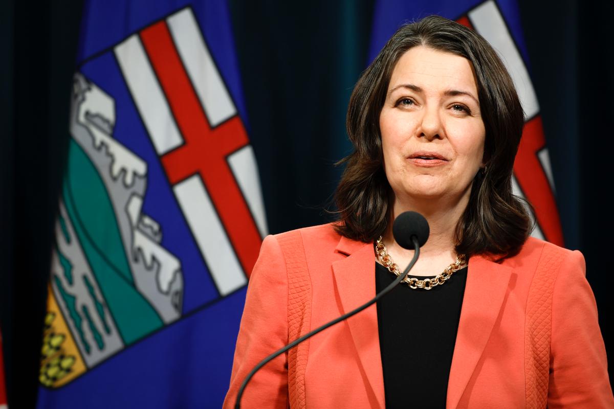 Alberta Premier Responds to Allegation That Staffer Contacted Prosecutors About Group Charged at Coutts Blockade