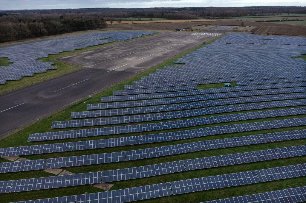 ‘Major Problem’ Grid Not Ready for Solar Farm Projects Until 2030s