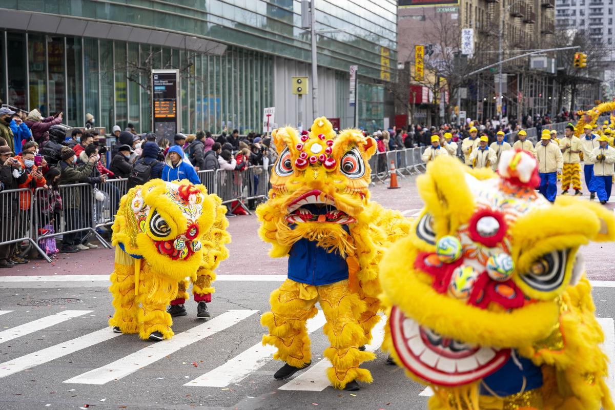 Falun Gong practitioners participate in the 2023 Chinese New Year parade in Flushing, N.Y., on Jan. 21, 2023. (Chung I Ho/The Epoch Times)