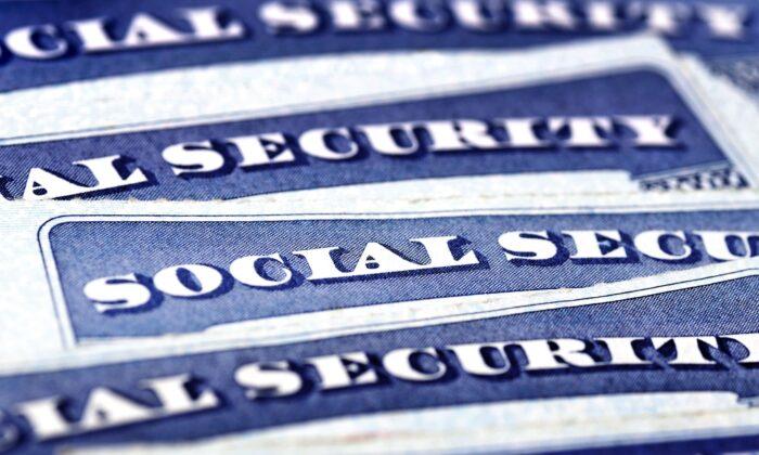 House Democrat Caucus Leaders Say Republican Plans Include Changing Social Security