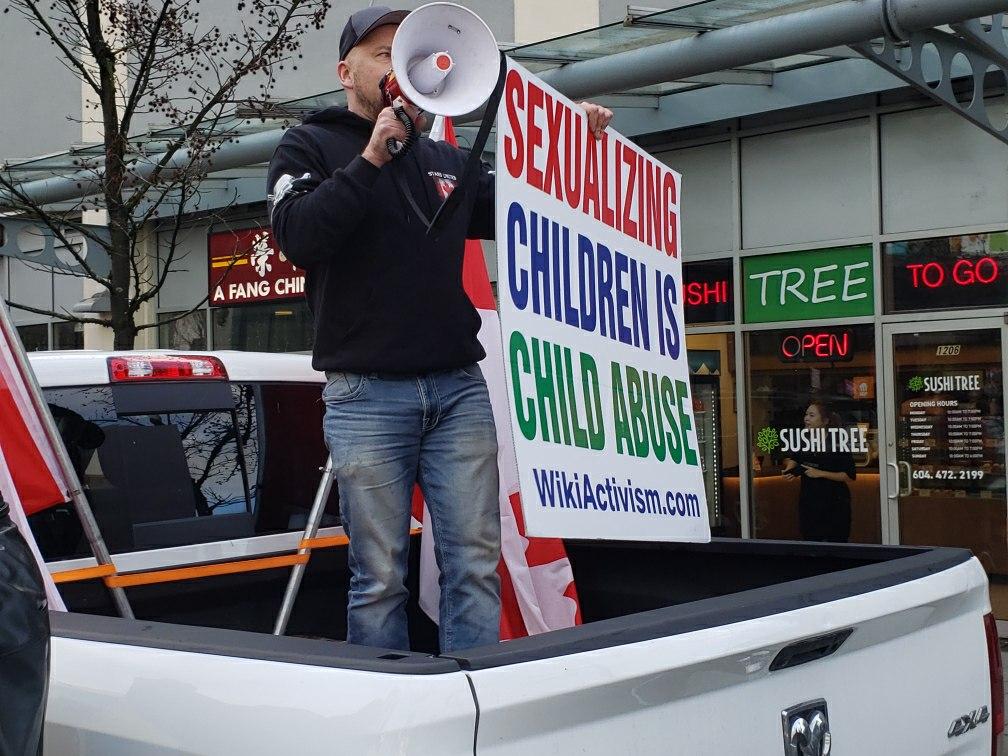 Alberta Library’s Drag Queen Storytime for Children Meets With Protest