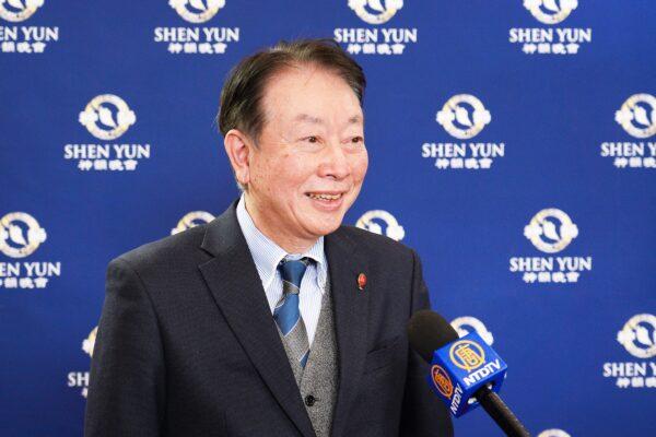 Jeweler Mr. Abe Makoto attends Shen Yun Performing Arts at the Shinjuku Bunka Center in Tokyo, Japan, on Jan. 24, 2023. (Annie Gong/The Epoch Times)