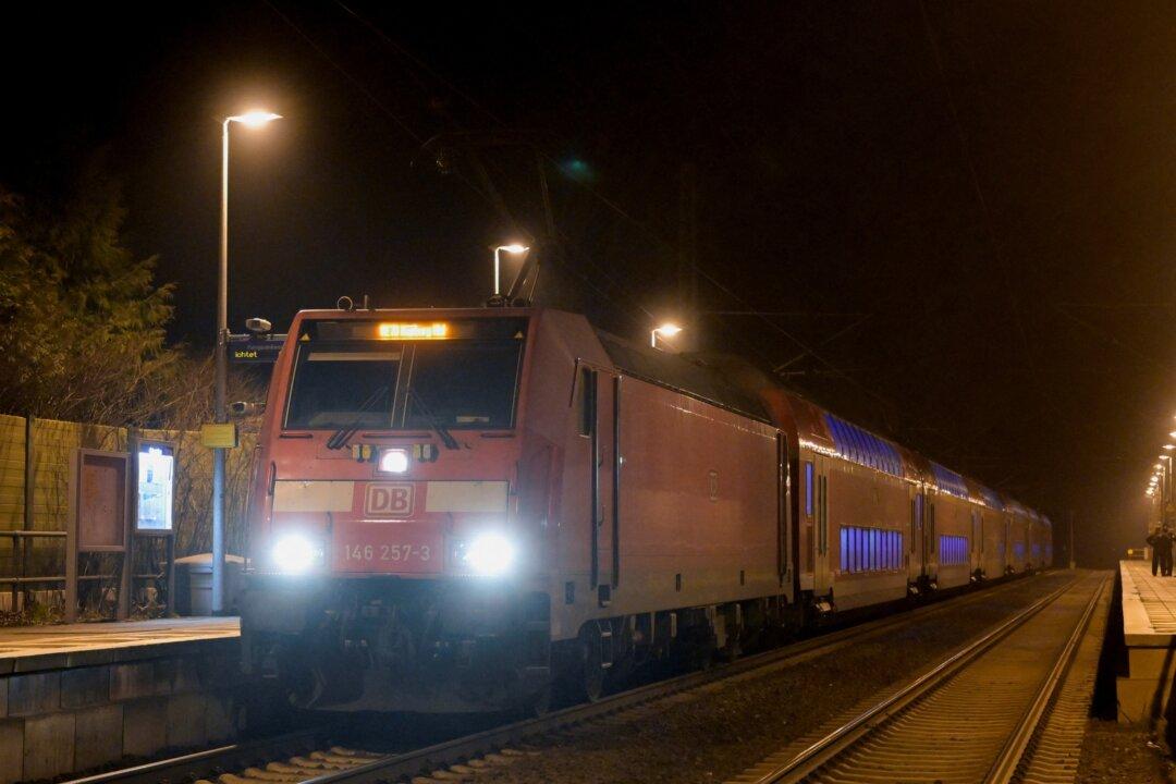 2 Killed in Knife Attack on Train in Northern Germany