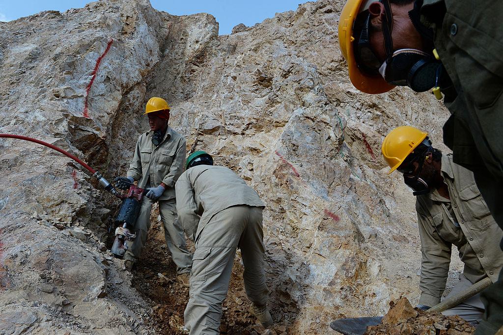 2 Chinese Citizens Arrested in Afghanistan on Suspicion of Smuggling Lithium