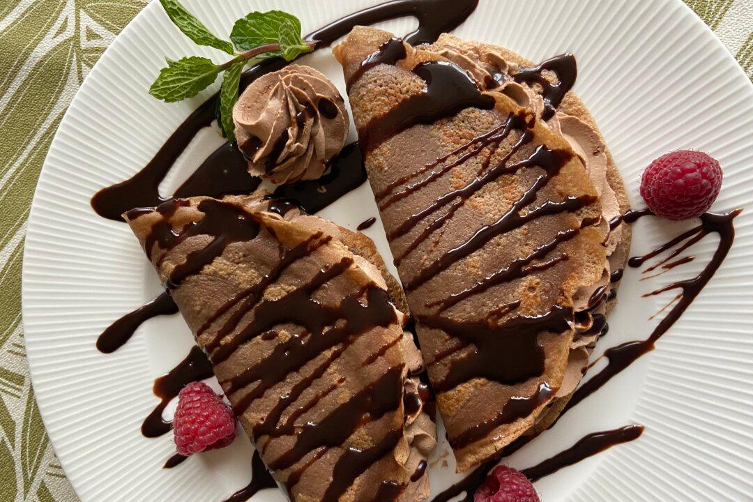 Impress Your Valentine With Homemade Chocolate Crepes