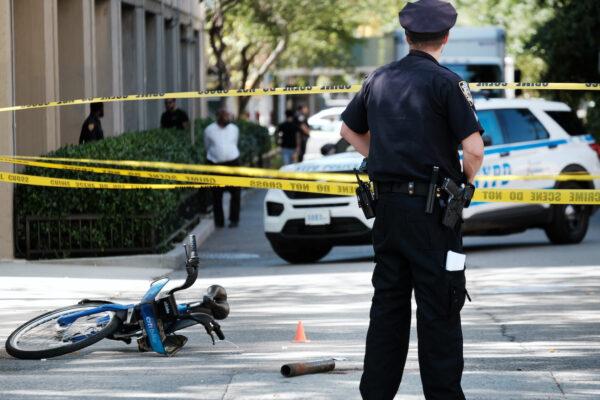 A bike sits at the scene of a shooting in Alphabet City in lower Manhattan in New York City on Sept. 1, 2022. (Spencer Platt/Getty Images)