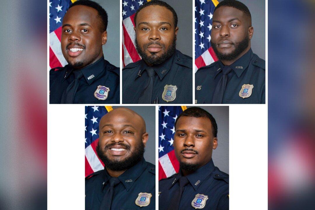 5 Former Memphis Officers Charged With Murder in Tyre Nichols Death