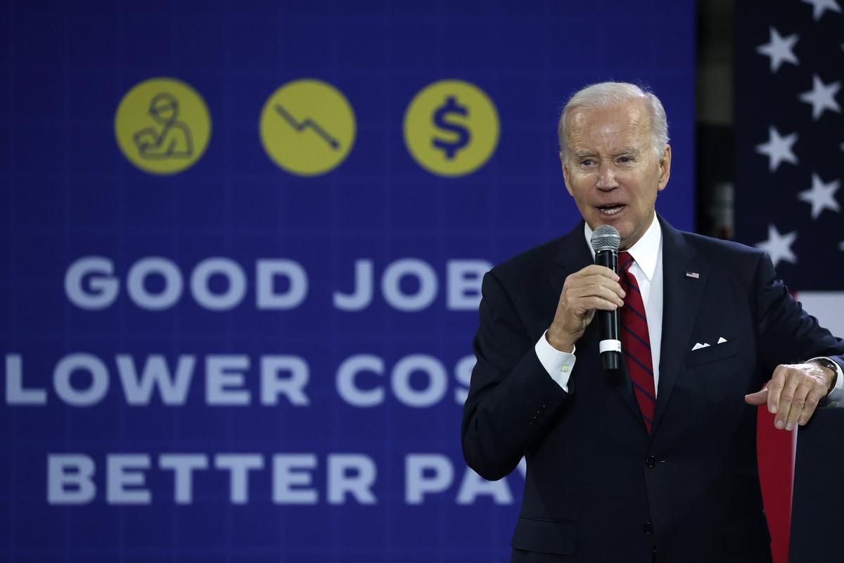 Biden Touts State of Economy, Bashes ‘MAGA Republicans’ in Virginia Union Hall Speech