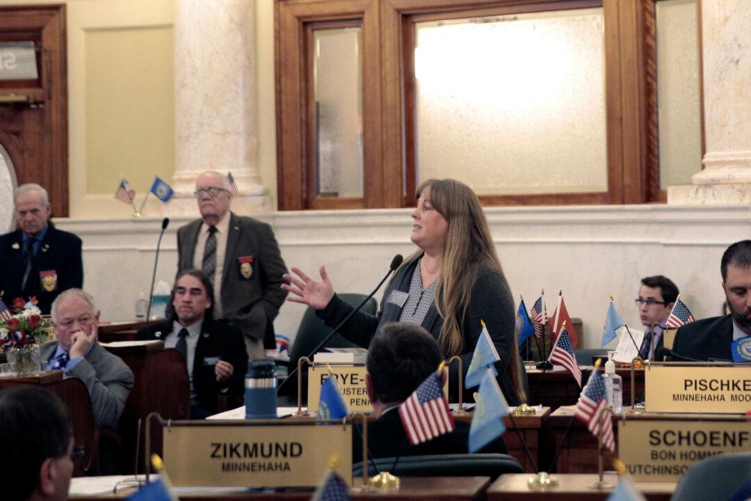 South Dakota State Senator Suspended by Legislature Claims She Was Punished For Her Vaccine Views
