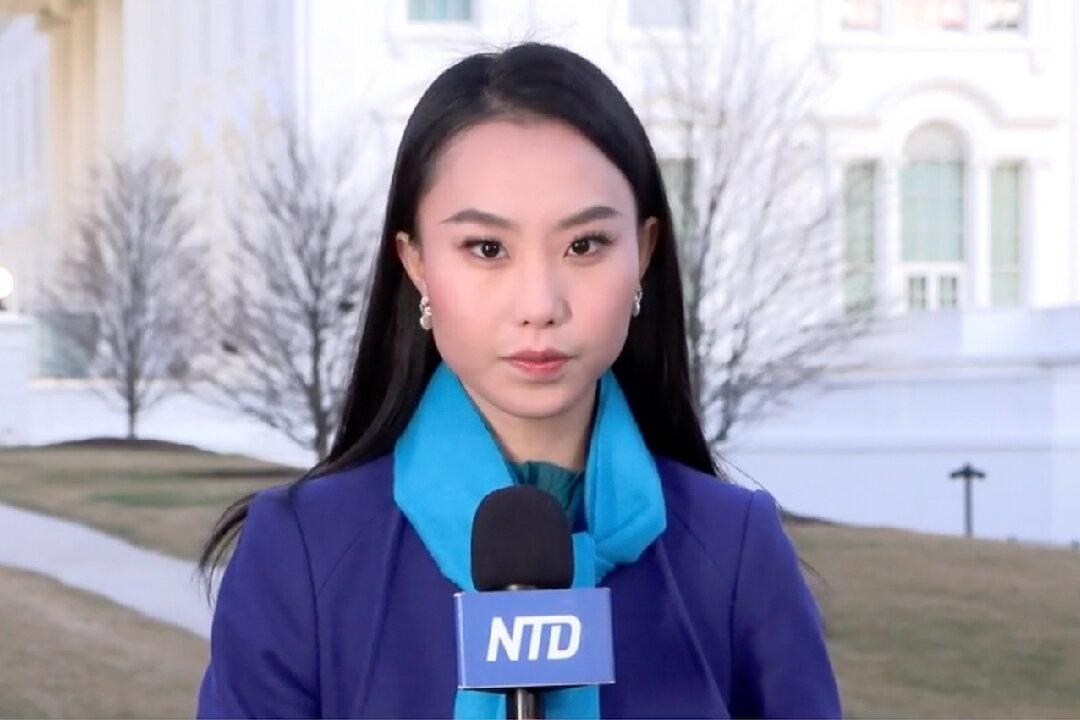 Reporter for Epoch Times’ Sister Media Outlet Robbed at Gunpoint in Washington