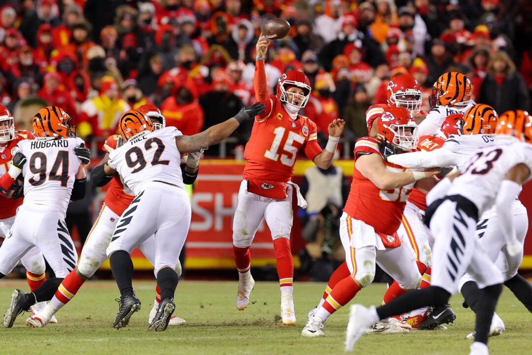 Chiefs Top Bengals 23–20 on Last-Second Kick for AFC Title
