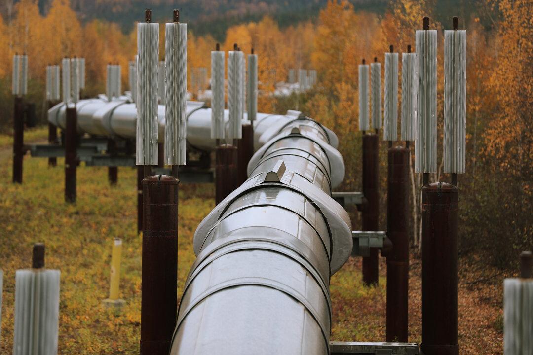 Watchdog Says Top Interior Official Held Oil Company Interests as Agency Regulated Competitors