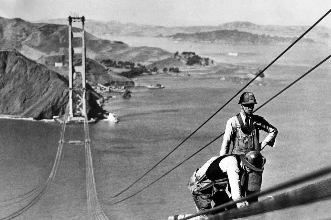 How the ‘Bridge That Couldn’t Be Built’ Was Built