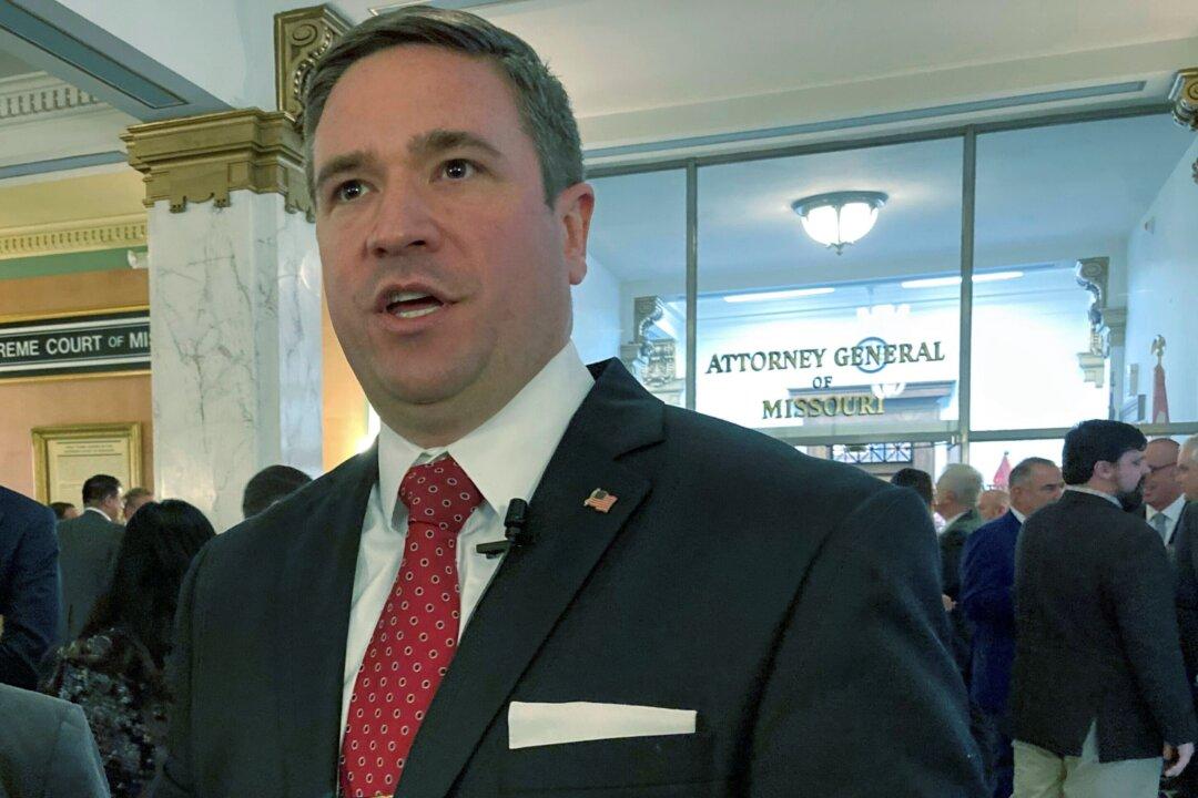 Missouri AG Gears Up to Fight Biden Admin on Social Media Censorship