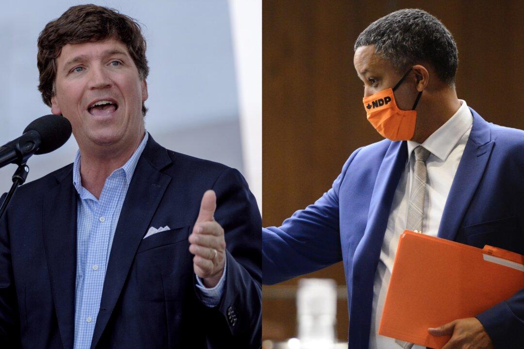 Canadian MP and American TV Host Tucker Carlson Trade Barbs After He Says US Should ‘Liberate’ Canada