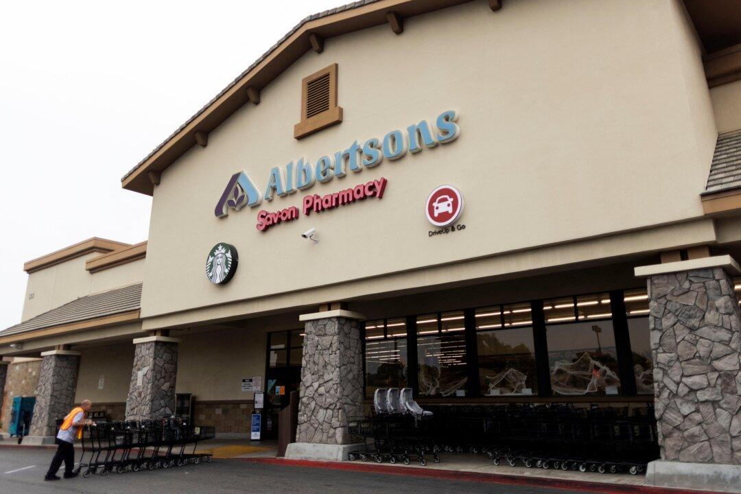 Grocery Consumers Sue to Block Kroger’s $25 Billion Buy of Albertsons