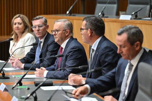 (L-R) Queensland Premier Annastacia Palaszczuk, former NSW Premier Dominic Perrottet, Prime Minister Anthony Albanese, Victorian Premier Daniel Andrews, and Western Australia Premier Mark McGowan speak to media during a press conference after a National Cabinet meeting at Parliament House in Canberra on Feb. 3, 2023. (AAP Image/Mick Tsikas)