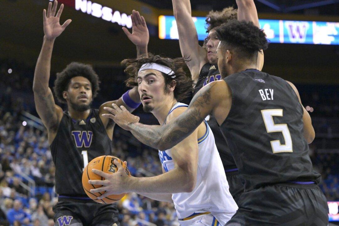 No. 9 UCLA Starts Fast vs. Washington, Ends Two-Game Skid