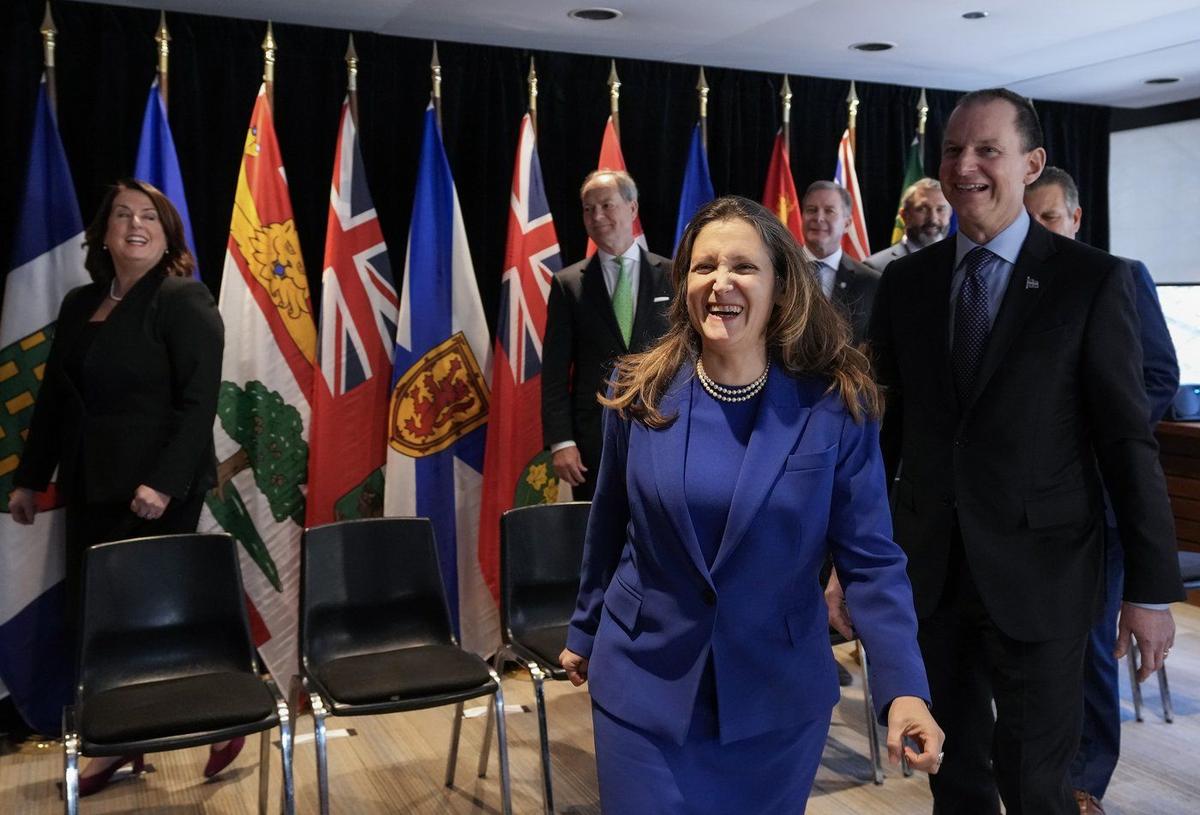 Freeland Touts Opportunities of US Inflation Reduction Act at Ministers’ Meeting