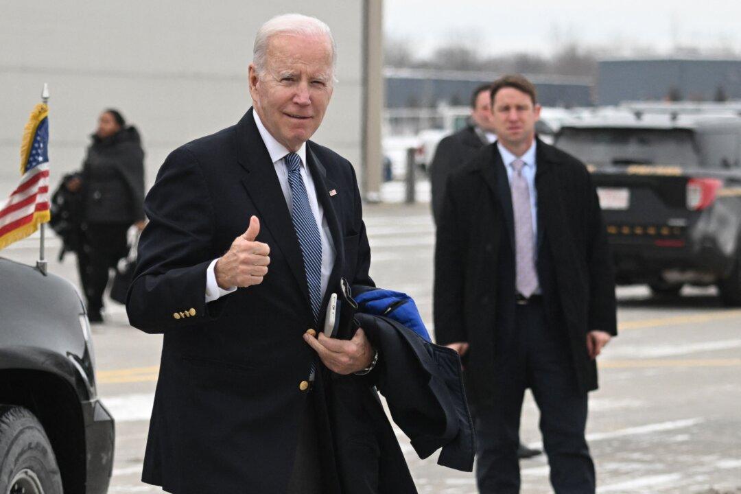 Republicans Criticize Biden Over Chinese Spy Balloon