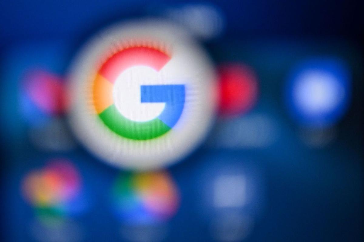 Commons Committee Summons Google Execs on News Links Blocking