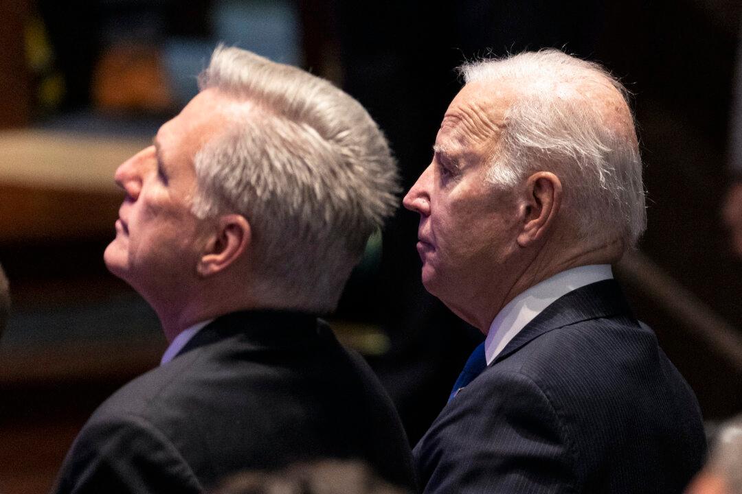 Biden ‘Stronger’ Against CCP with United Congress: McCarthy