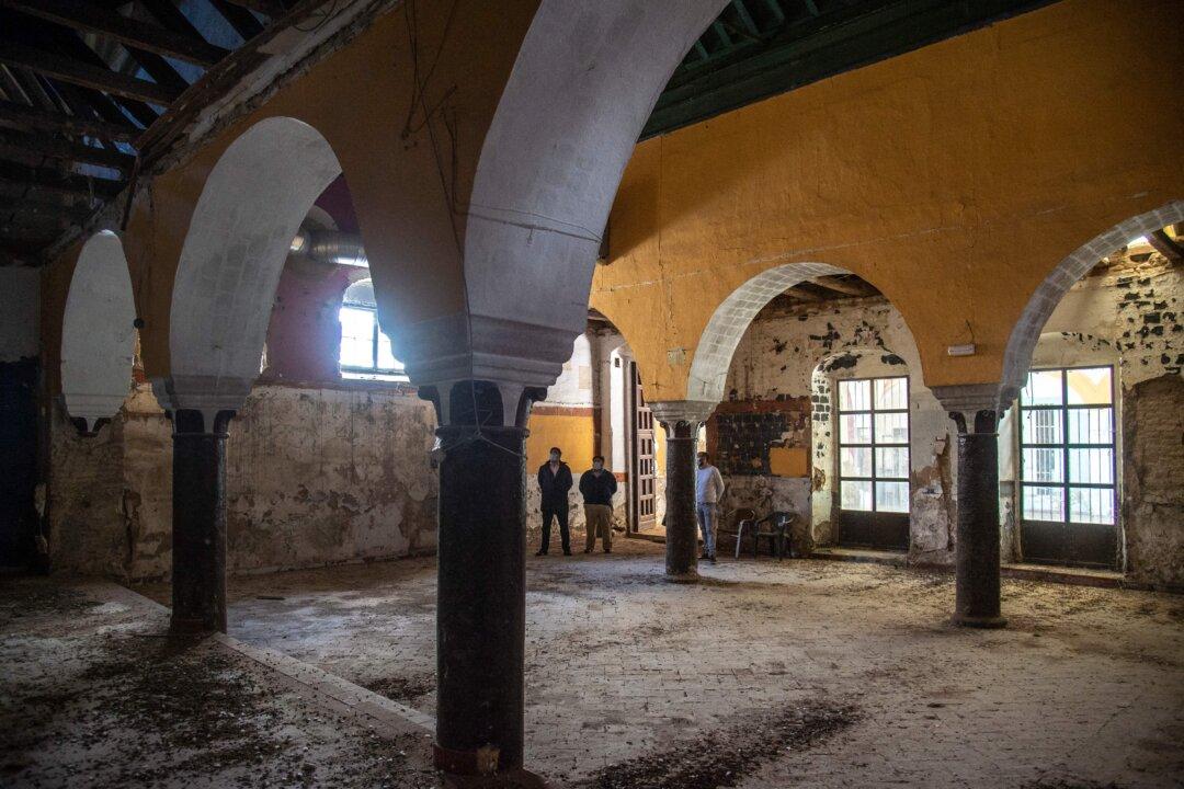 Archaeologists Uncover Rare 14th-Century Spanish Synagogue