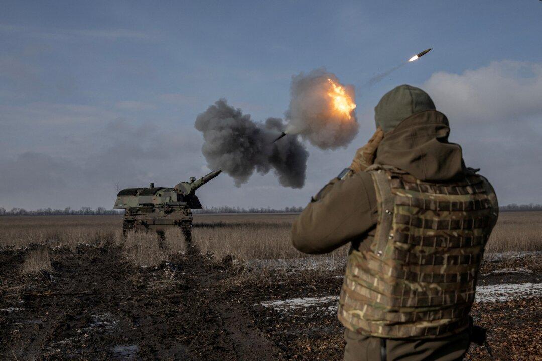 Moscow Intensifies Winter Assault, Kyiv Expects New Offensive