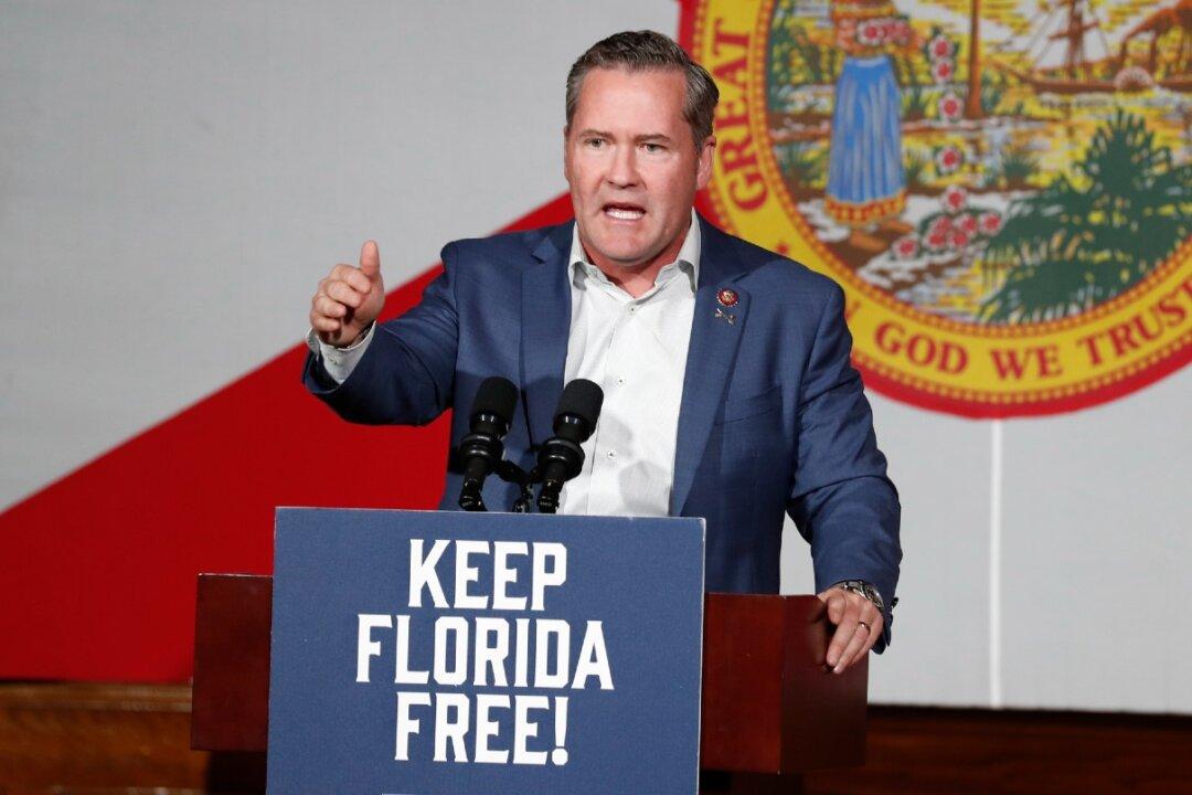 Congress Needs Answers on US Vulnerability Revealed in Chinese Spy Balloon Incident, Rep. Waltz Says