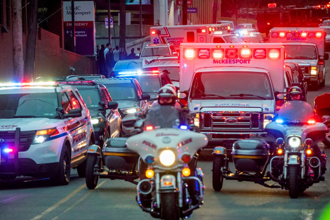 Officer Killed, 2nd Wounded in Western Pennsylvania Shootout