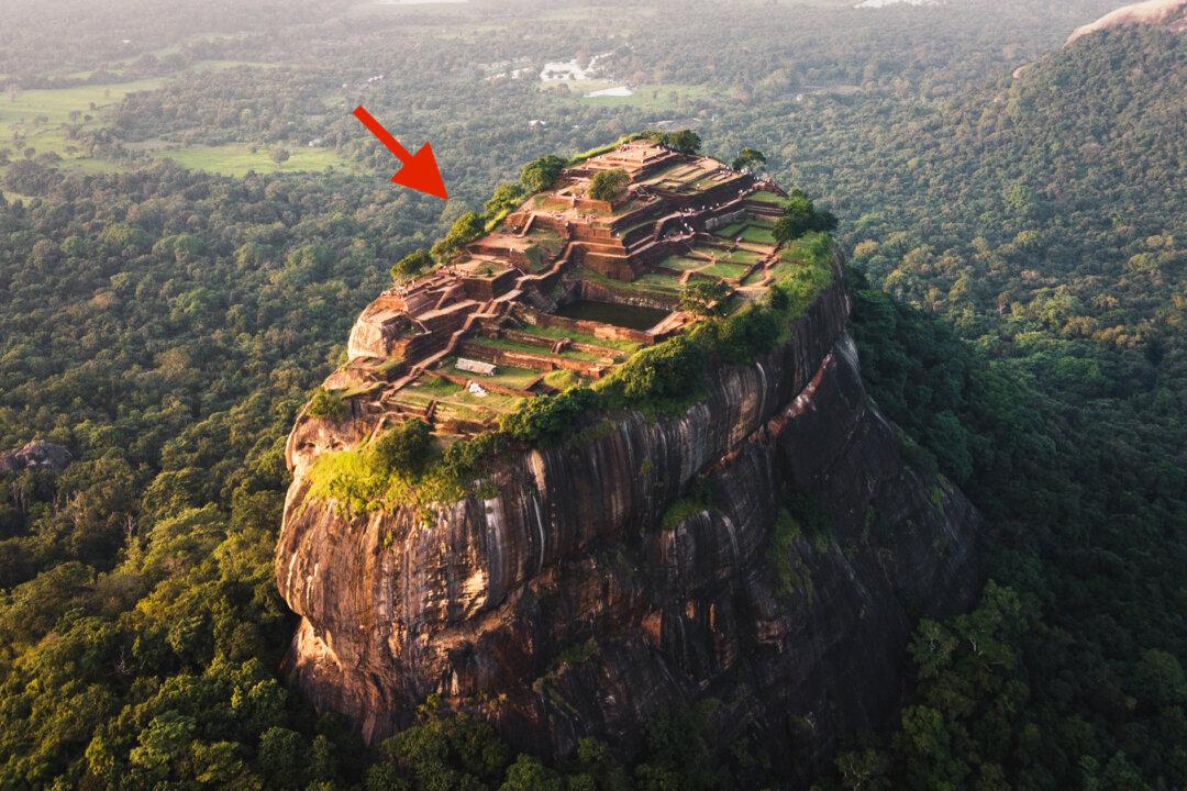 An Ancient Rock Fortress Still Shrouded in Mystery: Sri Lanka’s Breathtaking Sigiriya