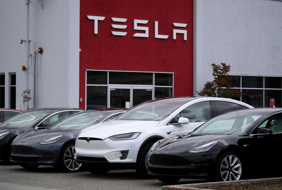 Tesla Moves Global Engineering Headquarters to California