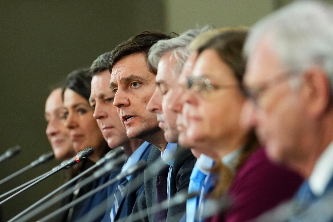 Premiers to Hold Meeting on Federal Health-Care Offer on Feb. 10