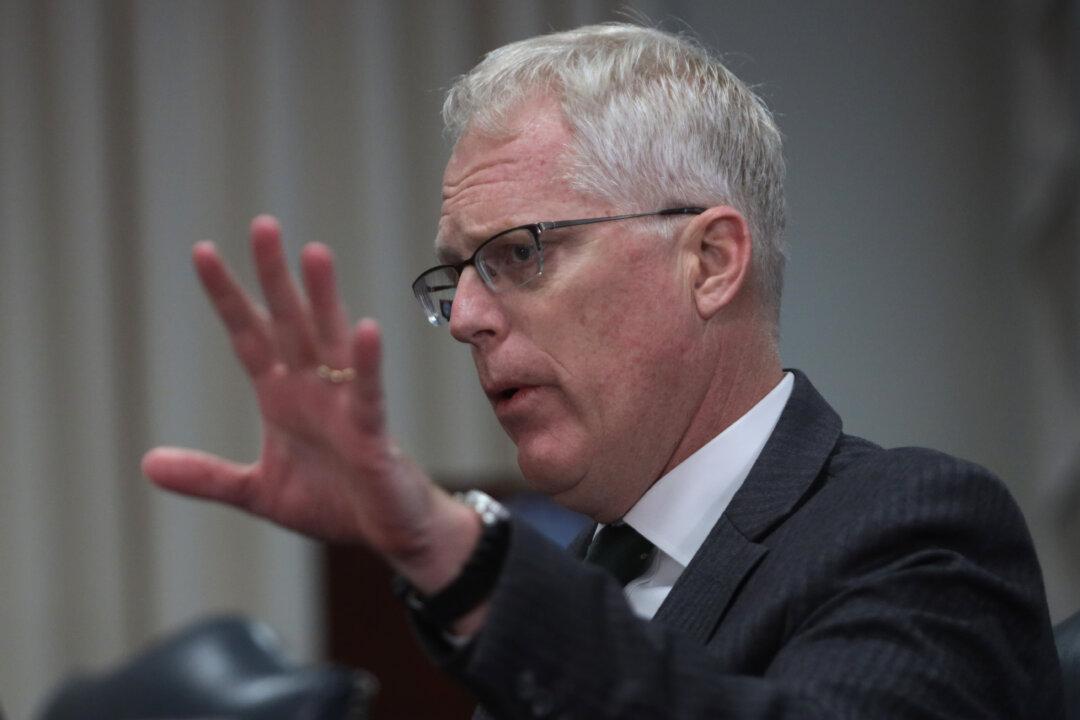 American Public Not Getting Full Story on Chinese Balloon, Says Former Acting Secretary of Defense