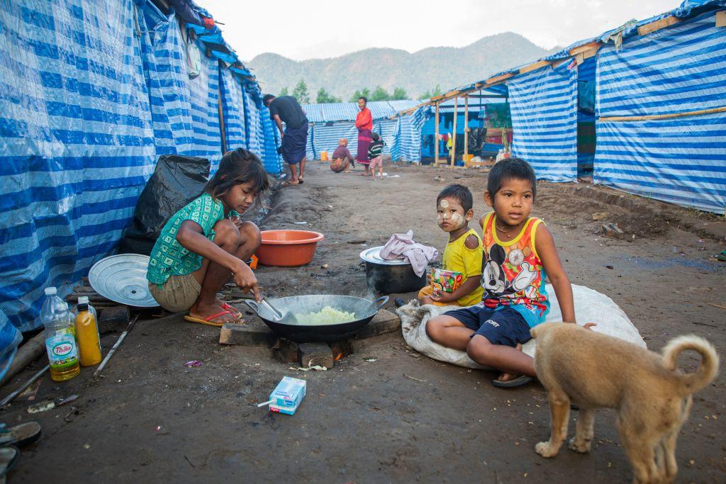 UN Reports ‘Massive’ Humanitarian Crisis in Burma, Military’s Restriction to Aid Access