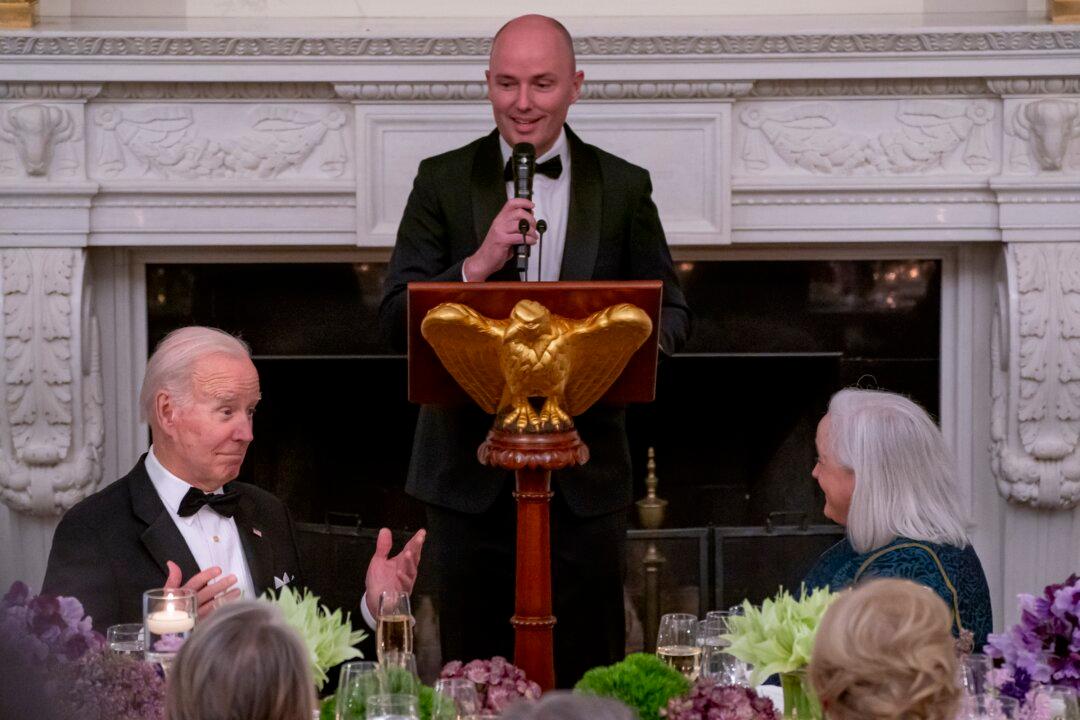 Utah Governor Signs State Constitutional Sovereignty Act Into Law