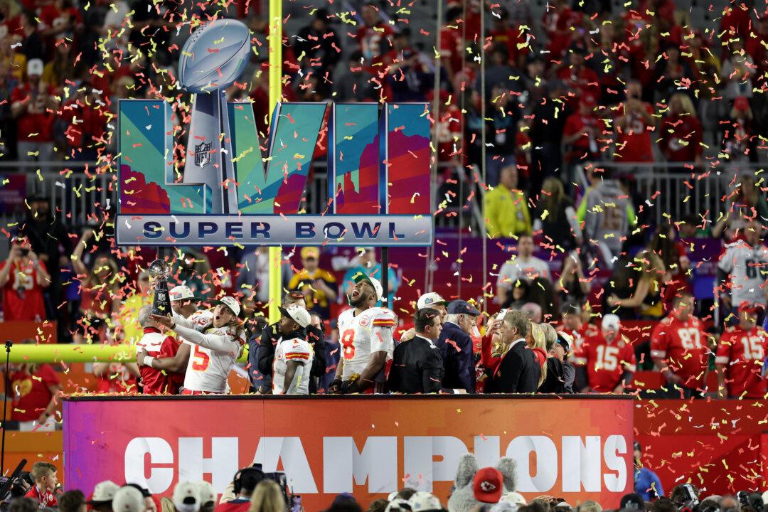 Chiefs Beat Eagles 38–35 to Win 2nd Super Bowl in 4 Years