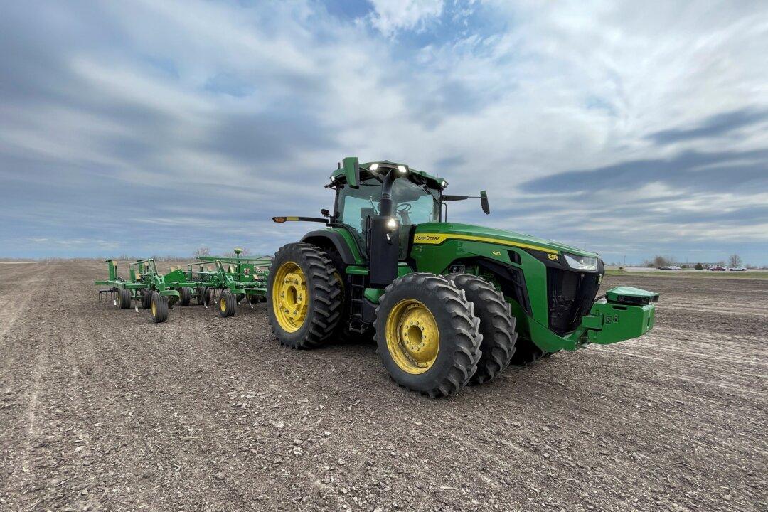 Silicon Valley Layoffs Are a Boon for Tech-Hungry Farm Equipment Makers