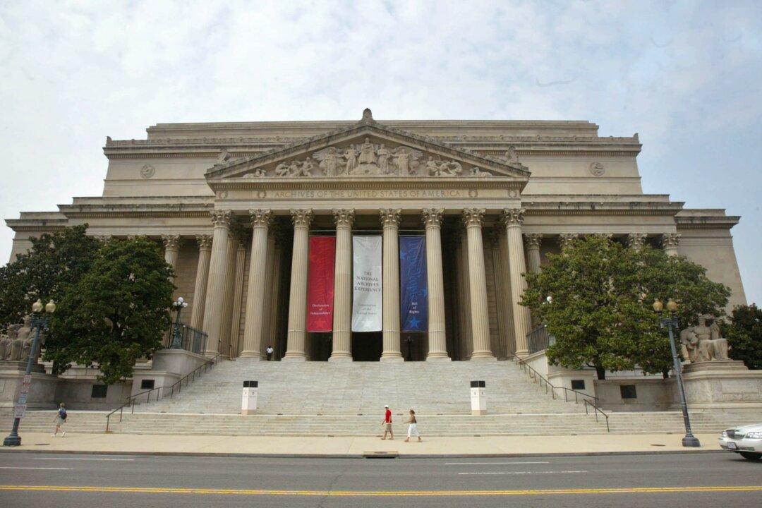 National Archives Reaches Agreement With Two Pro-Life Activists Denied Entry to Museum