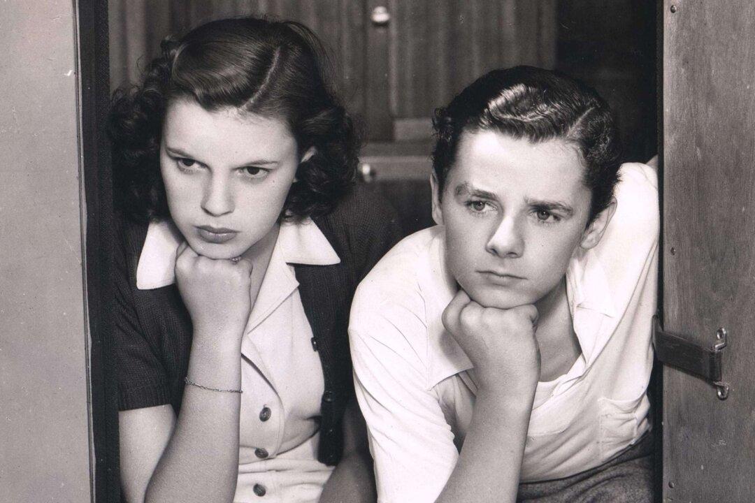 ‘Listen, Darling’ from 1938: A Family Road Trip, 1930s-Style