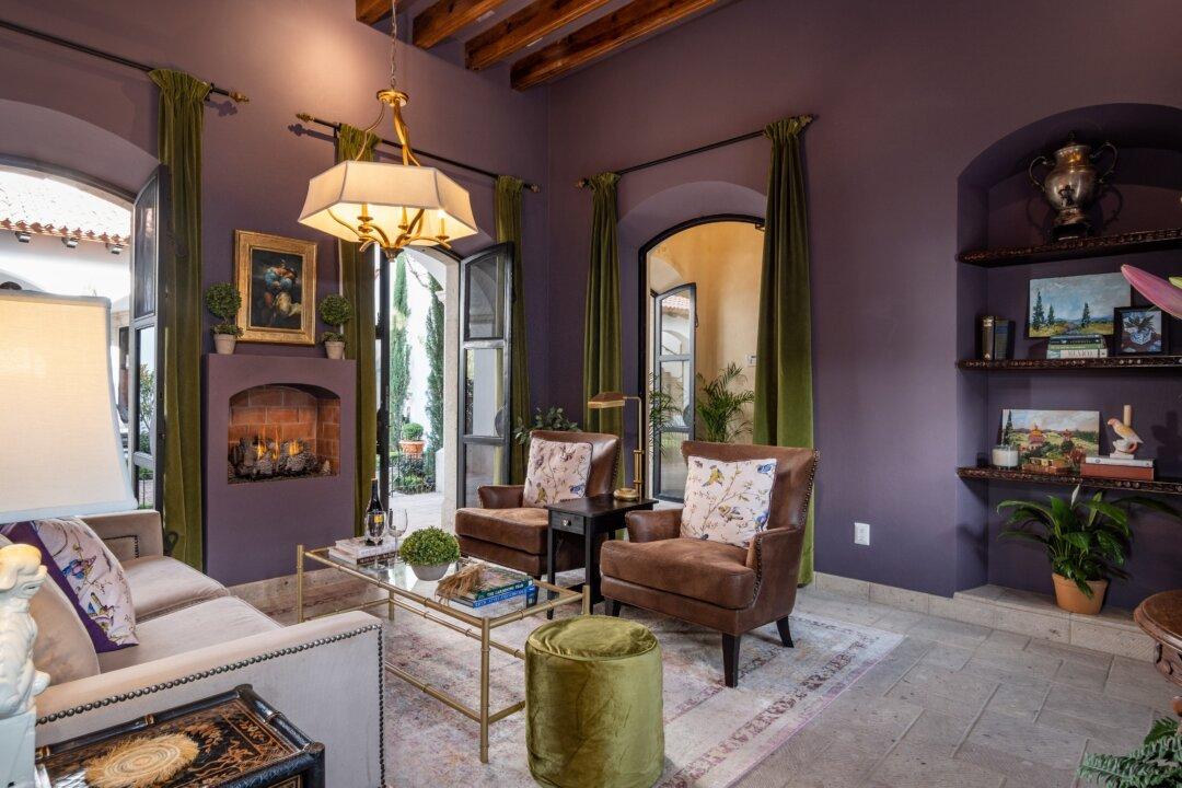 In-Town Estate in Colonial Mexico