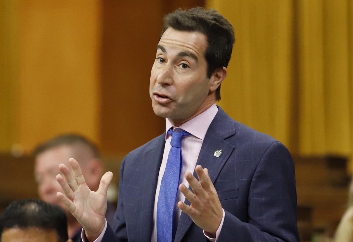 Liberals Want MPs to Sign Non-Disclosure Agreements to View Vaccine Contracts